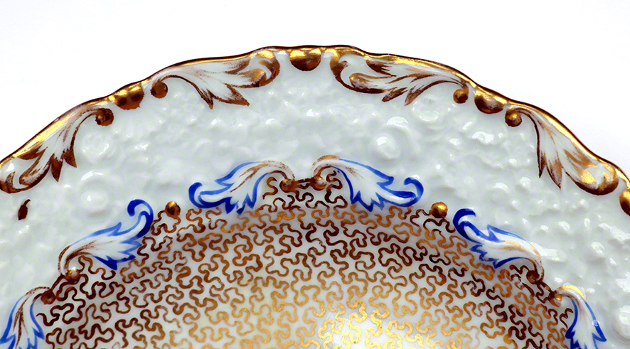 Porzellanrelief